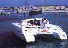 catamarano 12 posti